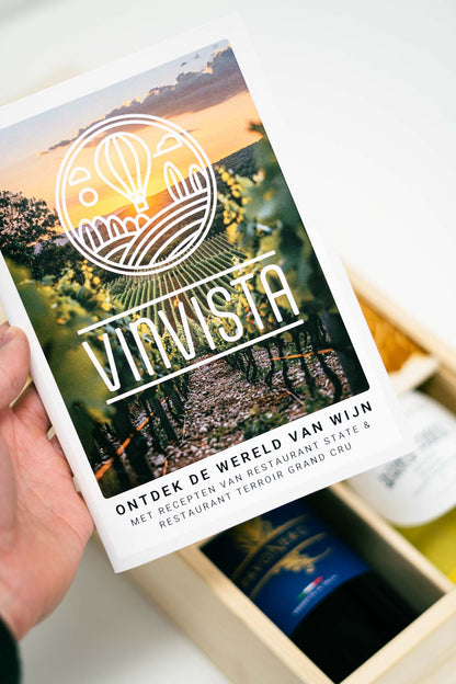 Het informatieve magazine uit het VinVista wijnpakket, met verhalen over wijnregio's, recepten en proefnotities.